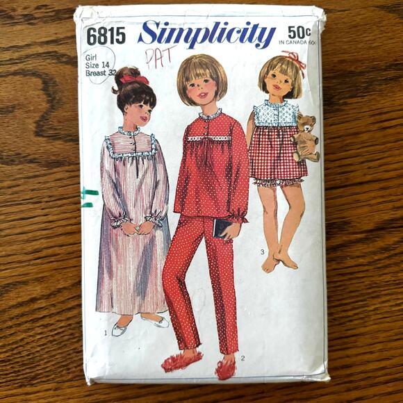 Vintage 1960s Simplicity 6815 Sewing Pattern Womens S Pajama Set COMPLETE - Picture 1 of 2